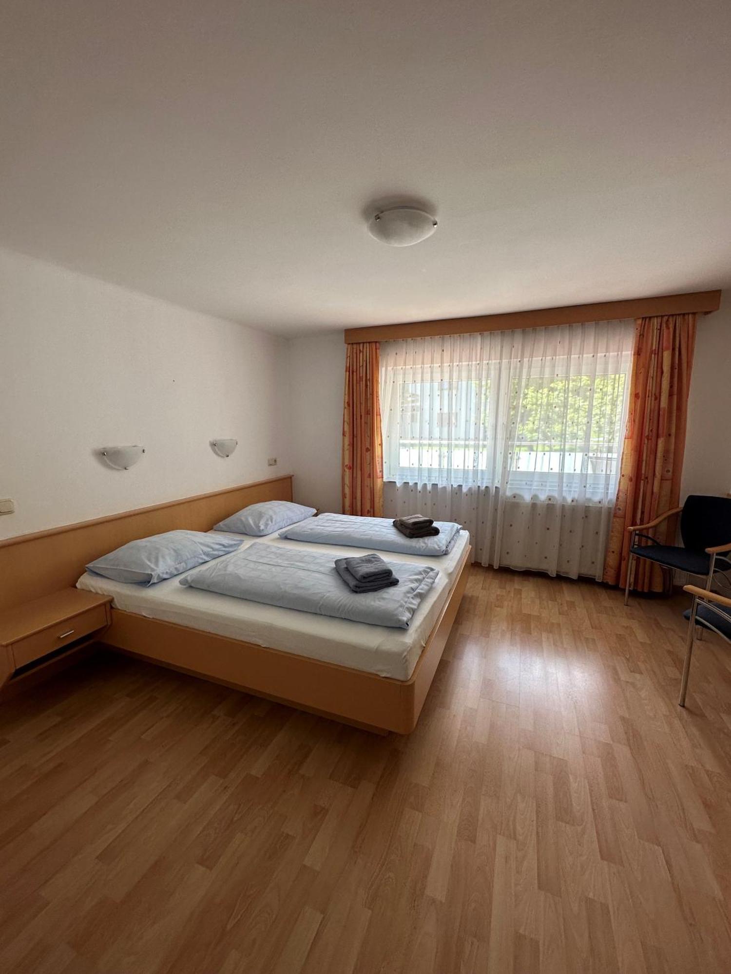 Pension Monika, Your B&B Including Summercard คาพรูน ภายนอก รูปภาพ