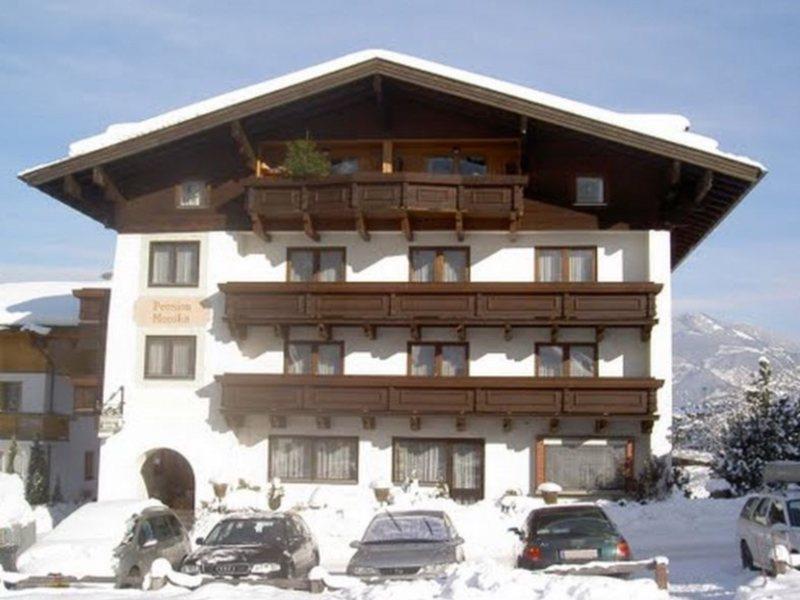 Fruehstueckspension Monika, B&B In Kaprun Mit Summercard ภายนอก รูปภาพ