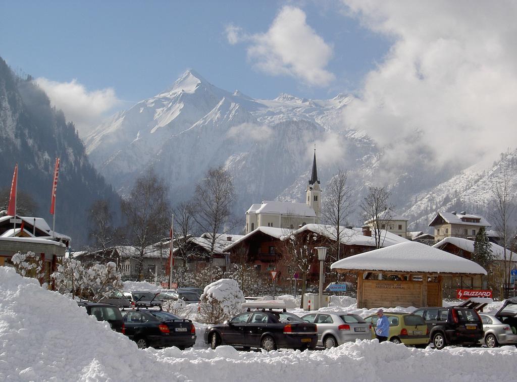 Fruehstueckspension Monika, B&B In Kaprun Mit Summercard ภายนอก รูปภาพ