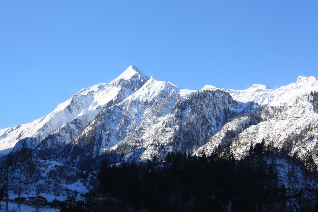 Fruehstueckspension Monika, B&B In Kaprun Mit Summercard ภายนอก รูปภาพ